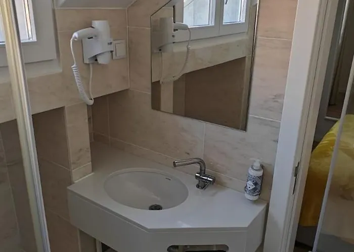 Correio Velho Suites Iii Gasthof Lissabon